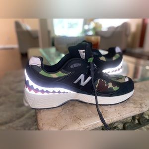 BAPE(BATHING APE) x NEW BALANCE 2002r shoes